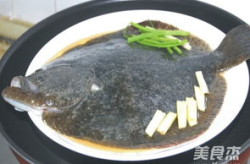 清蒸多宝鱼的做法和步骤,鲜美营养，简单易学的家常美味
