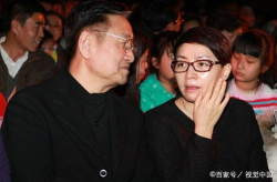 娱乐圈吃瓜少年日常,吃瓜少年的日常揭秘
